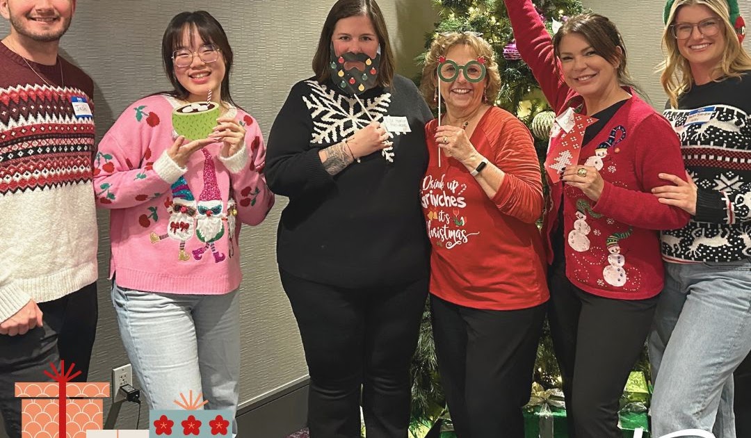 ehsInc Blog: Spreading Cheer to Active Military Members One Christmas Card at a Time